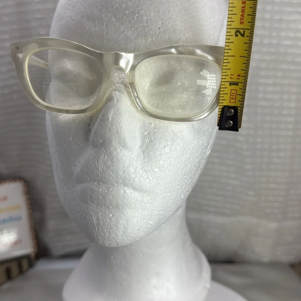 (Z6) FRAME FRANCE, vintage pearly white glasses for girls